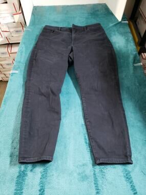 Express Jeans Size 14 Women Black Denim Stretch Pants High Rise Curvy Skinny